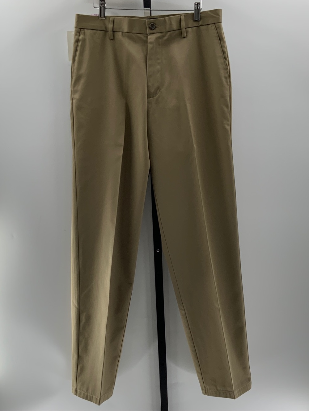 Dockers Classic Straight Khakis in Olive